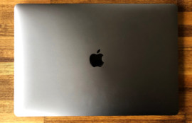 MacBookPro2018 15インチ